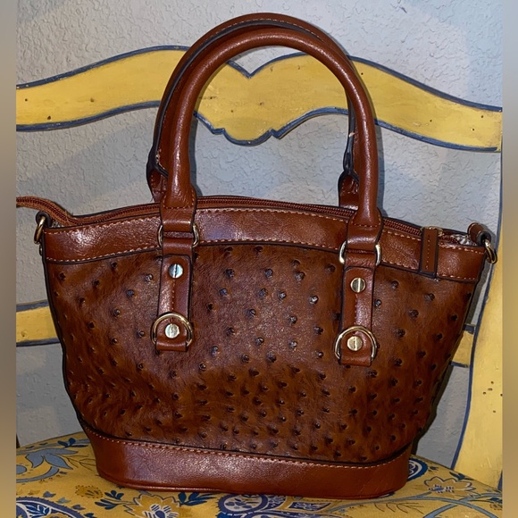 Luxurious Brown Leather Satchel - Picture 2 of 6